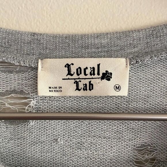 LOCAL LAB Grey Distressed 3D Embroidered Rose Top - Picture 3 of 7